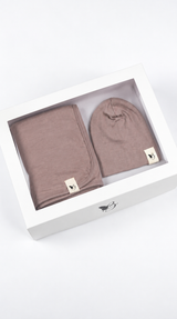 Load image into Gallery viewer, Bebe Bella Blanket &amp; Hat Set
