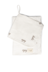 Load image into Gallery viewer, Bebe Embroidery Baby Swaddle And Lovely Set
