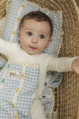 Load image into Gallery viewer, Knit Blanket Pillow Set
