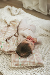 Load image into Gallery viewer, Knit Blanket Pillow Set
