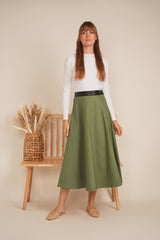 Load image into Gallery viewer, Ladies Skirt 35", Leather waistband, Stretch Denim
