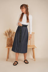 Load image into Gallery viewer, Ladies Skirt with pleats all around, big visible zipper, Ribbon belt
