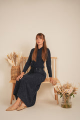 Load image into Gallery viewer, Ladies Wash Denim Maxi Skirt
