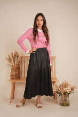 Load image into Gallery viewer, Ladie Striped V Neck Contrast Tee
