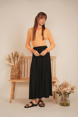 Load image into Gallery viewer, Ladie Striped V Neck Contrast Tee
