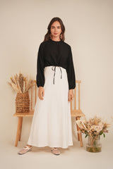 Load image into Gallery viewer, Ladies Cropped Linen Scrunch Tie Top
