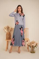 Load image into Gallery viewer, Ladies Printed 2 PC Crepe Sweater Set
