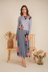 Load image into Gallery viewer, Ladies Printed 2 PC Crepe Sweater Set
