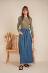 Load image into Gallery viewer, Ladies Ribbed Stripped V Neck Tee
