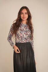 Load image into Gallery viewer, Ladies Printed Long Sleeve Tee
