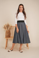 Load image into Gallery viewer, Lades Pull On Skirt

