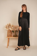 Load image into Gallery viewer, Ladies Cropped Ribbed Cardigan
