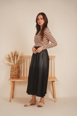 Load image into Gallery viewer, Ladies Ribbed Striped Henley Tee
