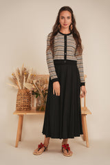 Load image into Gallery viewer, Ladies Cropped Button Down Stripped Tee
