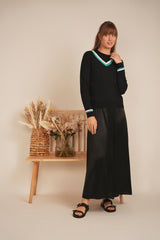 Load image into Gallery viewer, Ladies V Neck Cable Sweater
