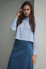 Load image into Gallery viewer, Ladies Cropped Striped Button Down Blouse
