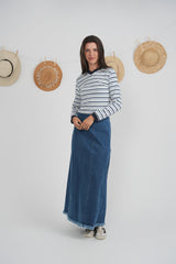 Load image into Gallery viewer, Ladies Striped V Neck Contrast Tee
