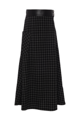 Load image into Gallery viewer, Ladies Plaid Corduroy Pocket Skirt
