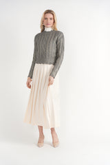 Load image into Gallery viewer, Cropped Metalic Cable Sweater
