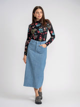 Load image into Gallery viewer, Ladies Jaquard Tee With Thumb Hole
