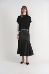 Load image into Gallery viewer, Contrast Trim Side Bow Mock Neck Sweater Vest
