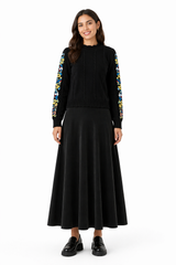 Load image into Gallery viewer, Knit Sweater With Floral Embroidery Sleeves
